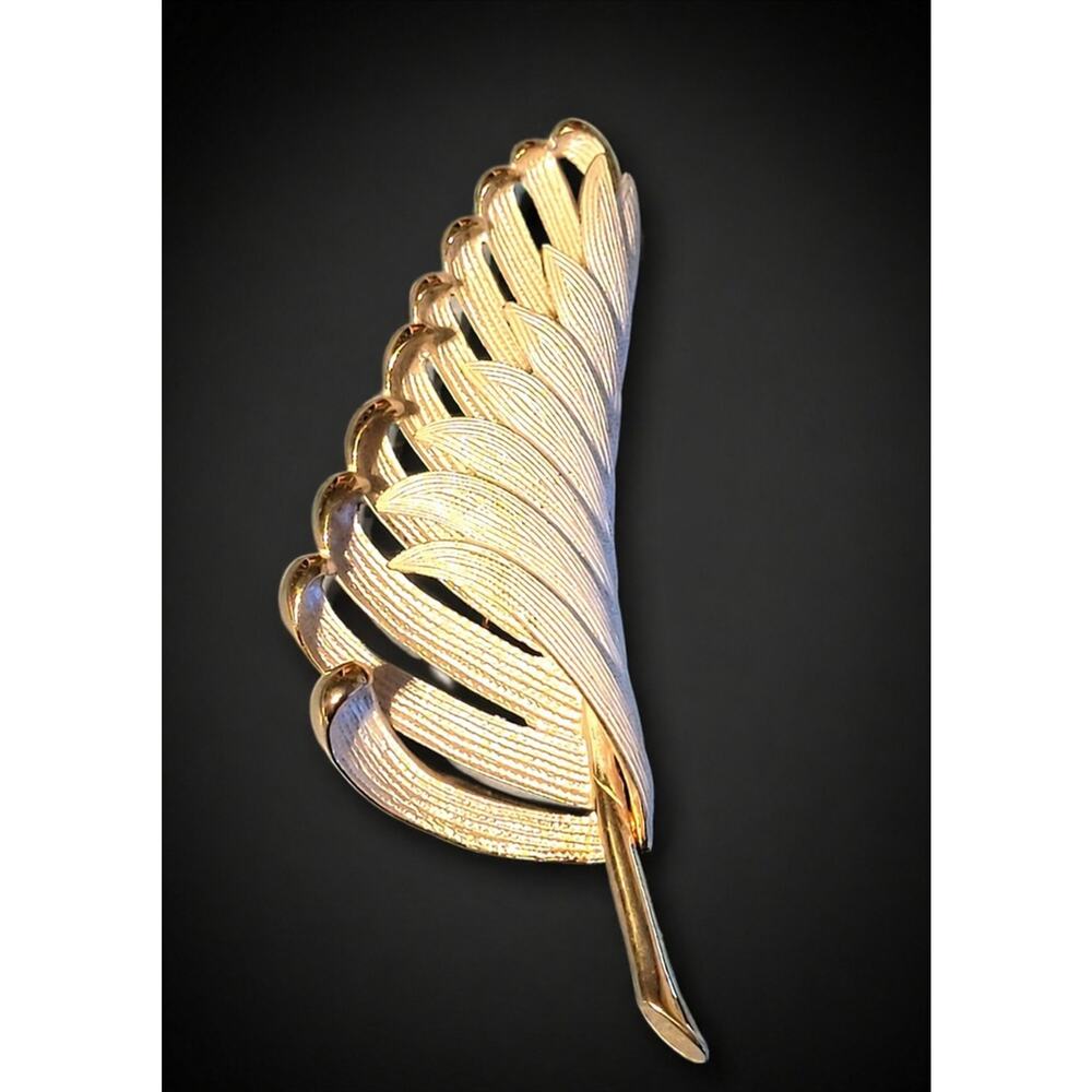 Vintage Mid-century Silvery White Enamel Large Curved Leaf Brooch Pin 4" fb1-86